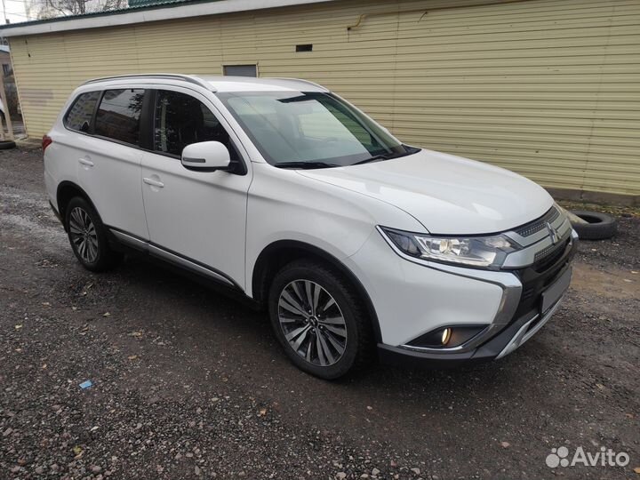 Mitsubishi Outlander 2.0 CVT, 2020, 76 000 км
