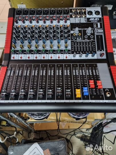 Мощная фирменная колонка 400vт