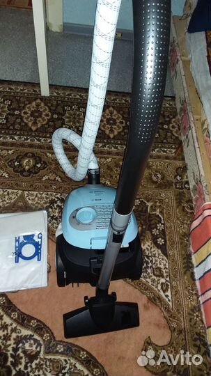 Пылесос Bosch 25А100