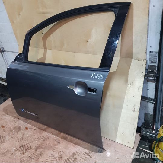 Дверь передняя левая Nissan Leaf