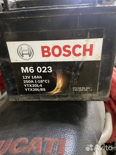 Аккумулятор б/у bosch 0092m60230
