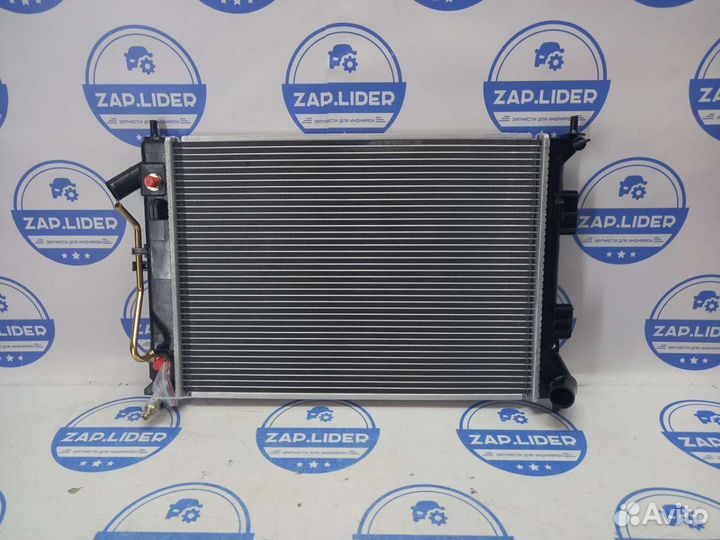 Радиатор охлаждения на Kia ceed 2 2012-2018 АКПП