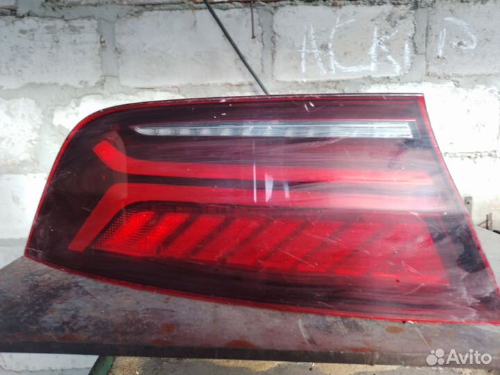 Задняя фара на авто audi