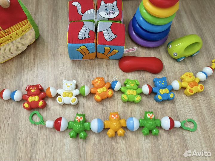 Развивающие игрушки для малышей