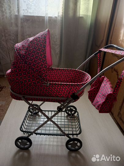 Коляска для кукол