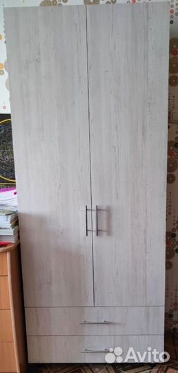 Шкаф для книг