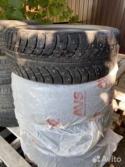 Gislaved Nord Frost 5 205/55 R16