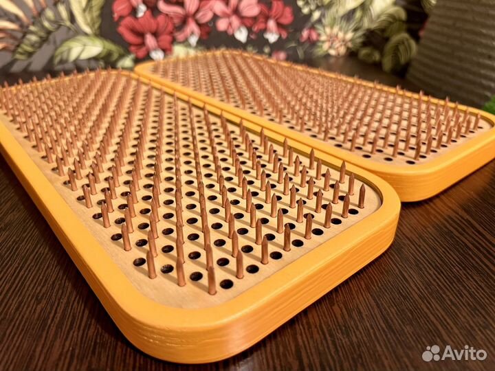 Доска садху с медными гвоздями