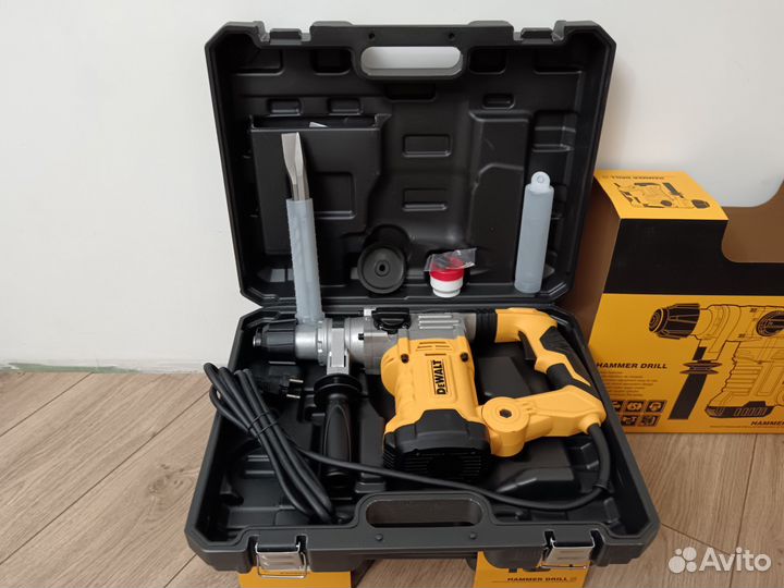 Перфоратор DeWalt 1680 WT. makita
