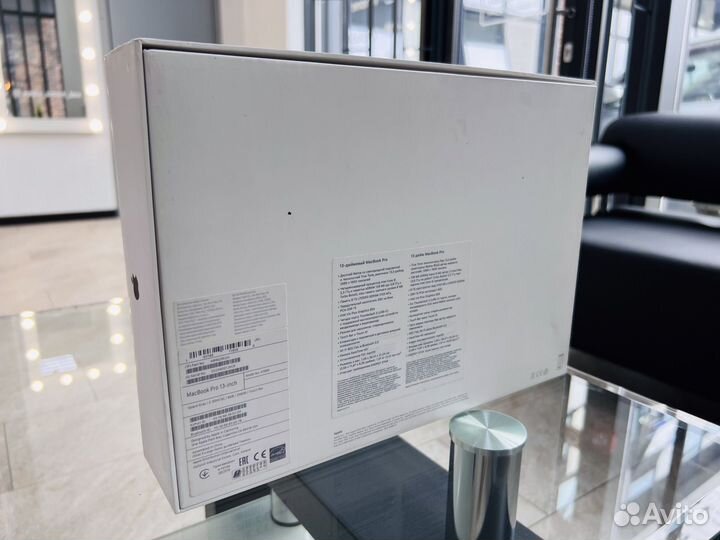 Apple MacBook Pro 2018 RU/A Идел. Магазин
