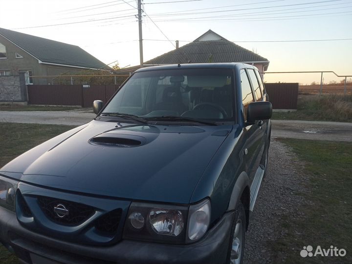 Nissan Terrano 2.7 МТ, 2001, 250 000 км