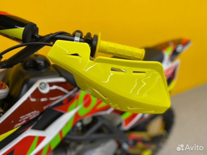 Питбайк Kayo YX150 желто-красный