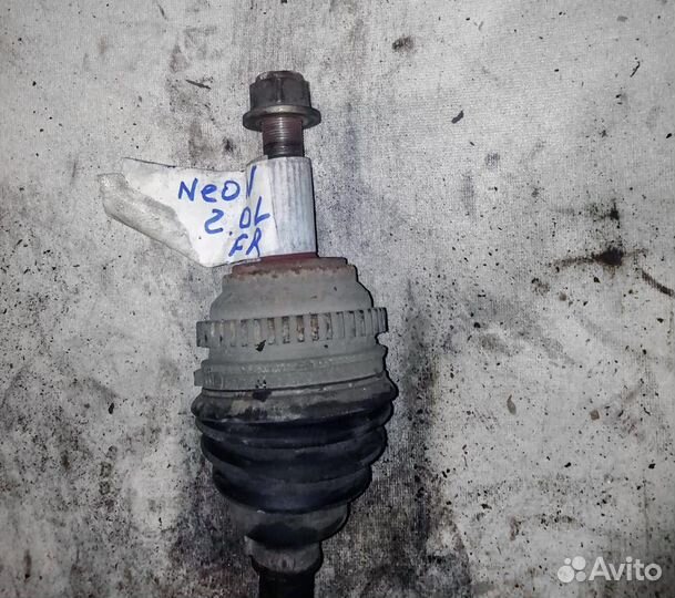 Привод передний правый Dodge Neon 2