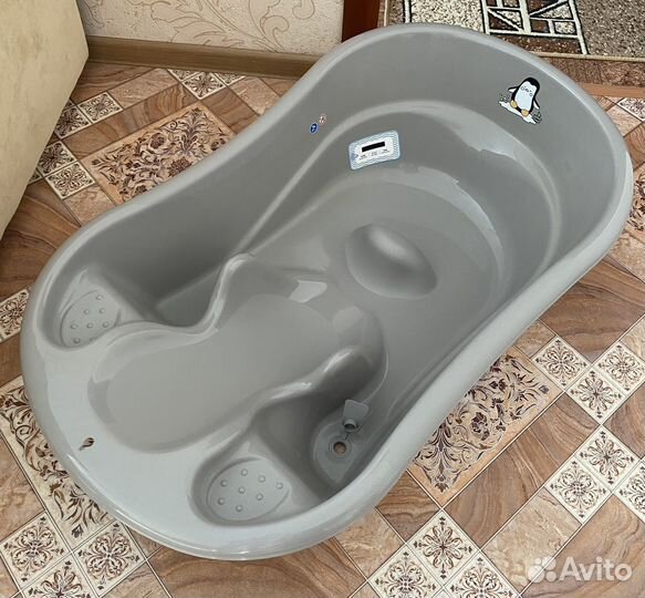 Ванночка для купания с термометром