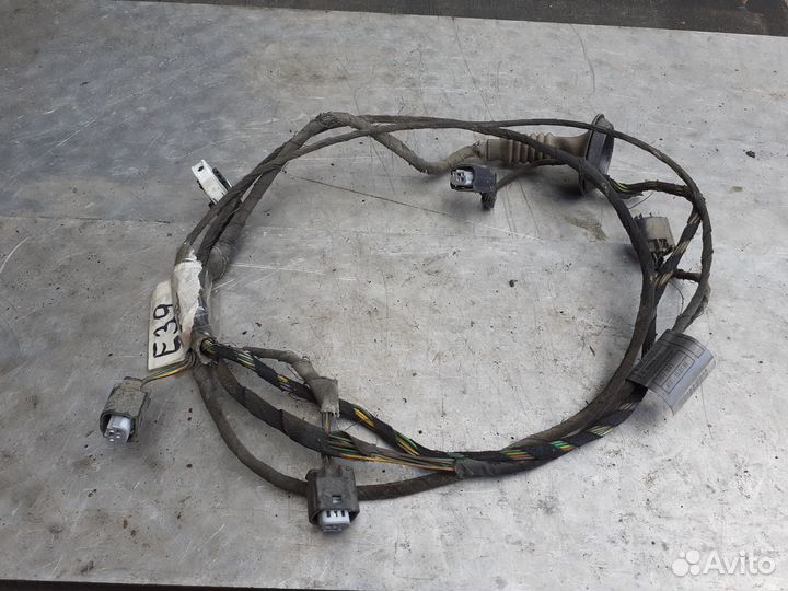 Бмв е39 жгут проводка парктроника задняя 8377792