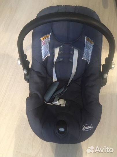 Детское автокресло chicco