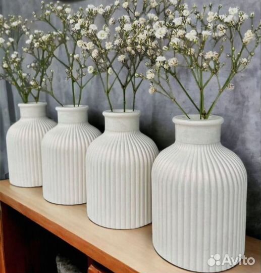 Ваза для цветов из гипса