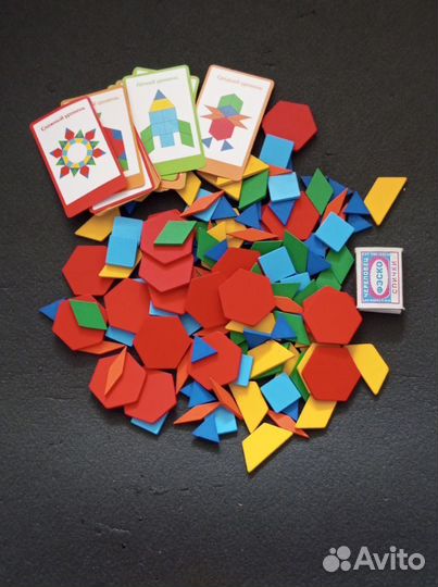 Развивающие игрушки пакетом