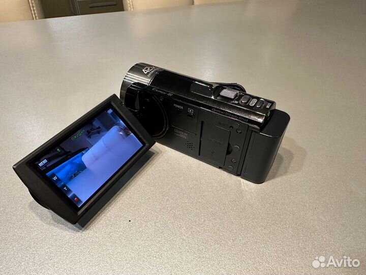 Видеокамера Sony HDR-CX130E