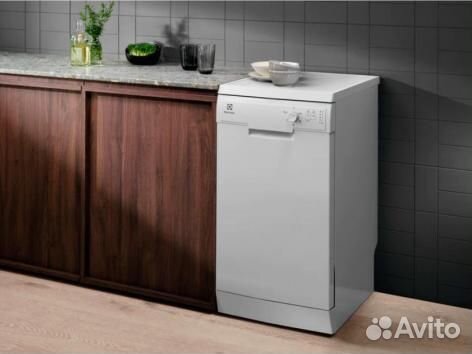 Посудомоечная машина Electrolux 45см