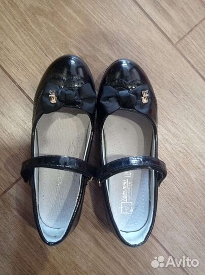 Туфли для девочки размер 33