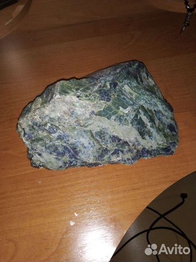 Природный камень