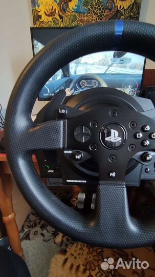 Игровой руль thrustmaster t300