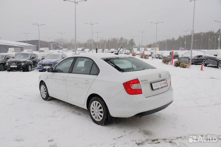 Skoda Rapid 1.6 AT, 2017, 89 820 км