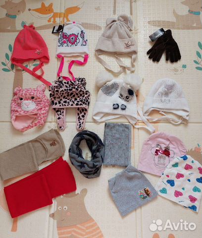 Шапка на девочку много