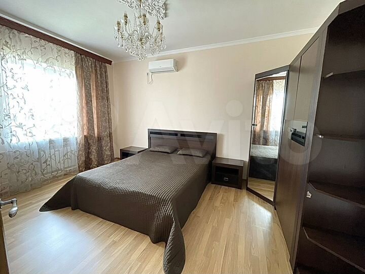 Дом 205 м² на участке 6 сот.