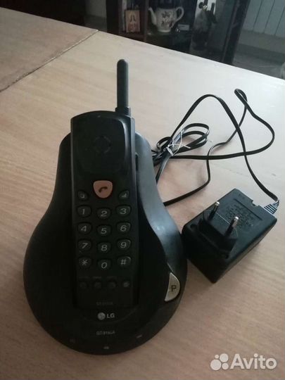 Телефон