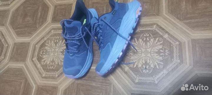 Кроссовки женские 38 размер новые