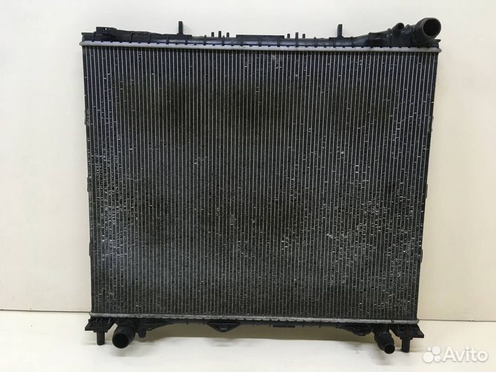Б/У Б/У Радиатор охлаждения двигателя