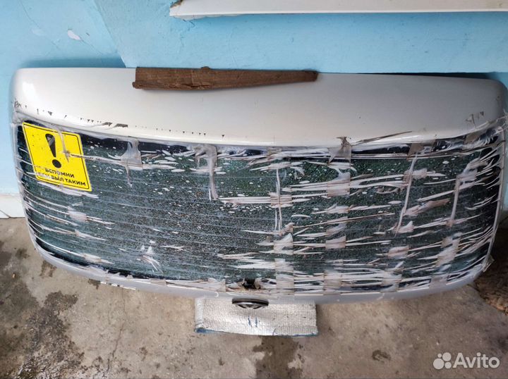 Крышка багажника Golf 4