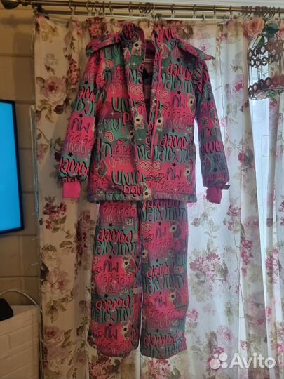 Зимний комбинезон р-р 128-134