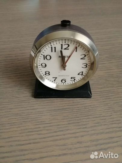 Мини часы-будильник Ракета винтаж СССР