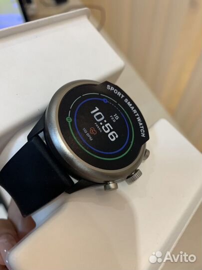 Смарт часы Fossil sport