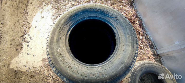 Maxtrek SU-800 235/75 R15