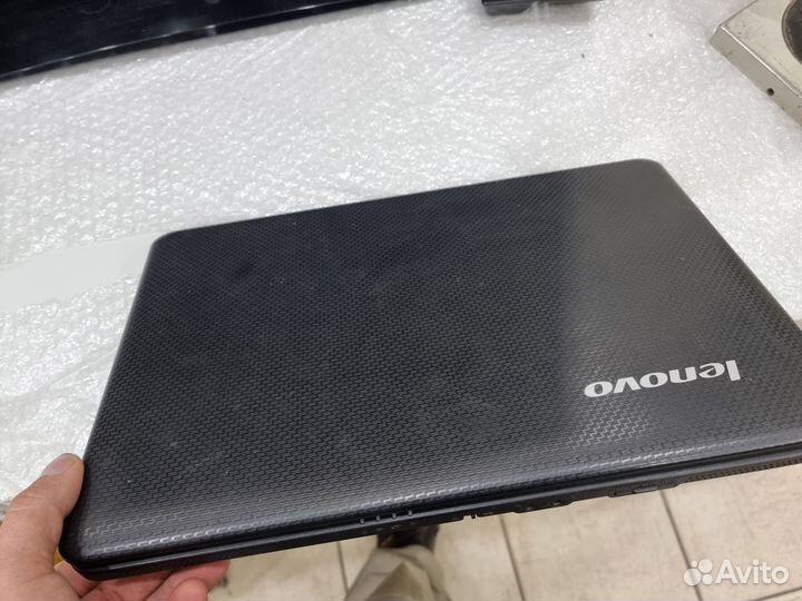 Lenovo g555