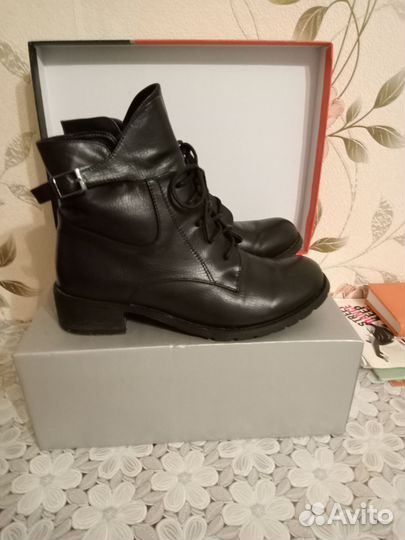 Ботинки женские