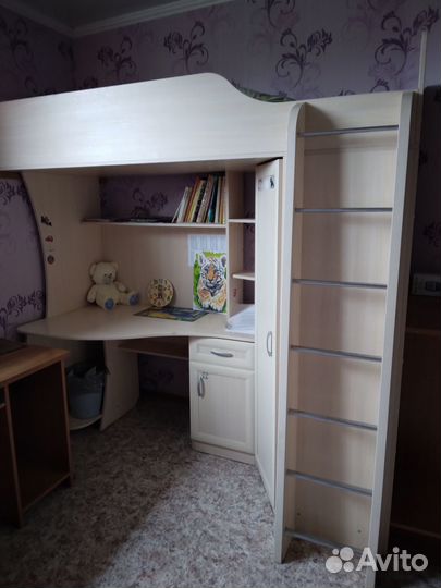 Детская стенка-кравать