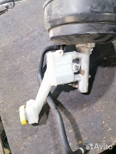 Усилитель тормозов Nissan X-trail NT30