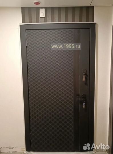 Дверь входная металлическая уличная