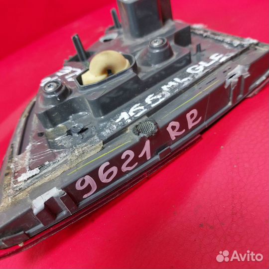 Мерседес гле 166 фонарь задний правый внутренний