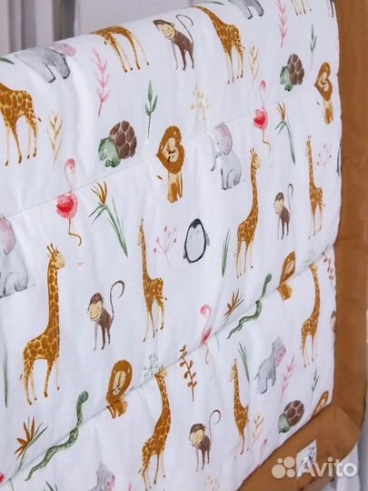 Бортики в кроватку и одеяло