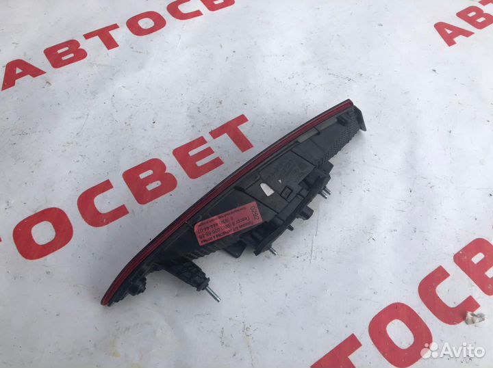 Hyundai Elantra 18- Фонарь внутренний правый 0292