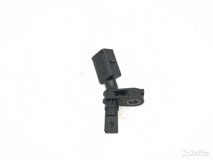 Датчик ABS передний левый Skoda Octavia 1.6 cwva