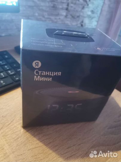 Яндекс станция мини с часами новая