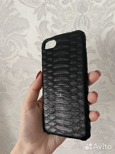 Чехол на iPhone 7