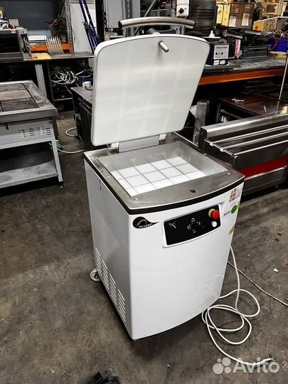 Тестоделитель